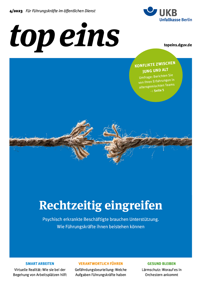 top eins Ausgabe 4/2023 Motiv: Vor blauem Hintergrund droht ein Seil zu reißen.
